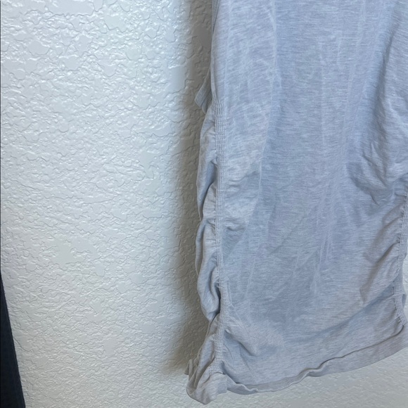 Fabletics Light Gray Tank Top - Picture 2 of 3